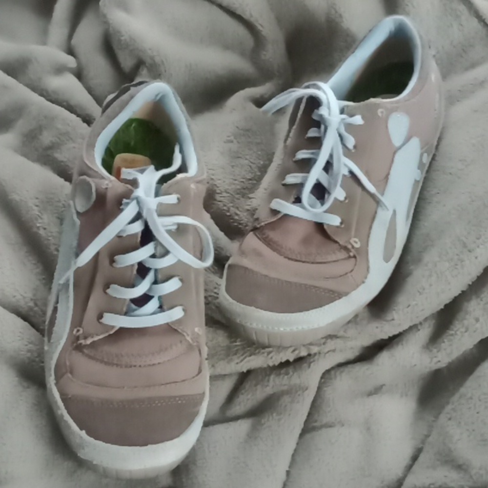 Cushe shoes